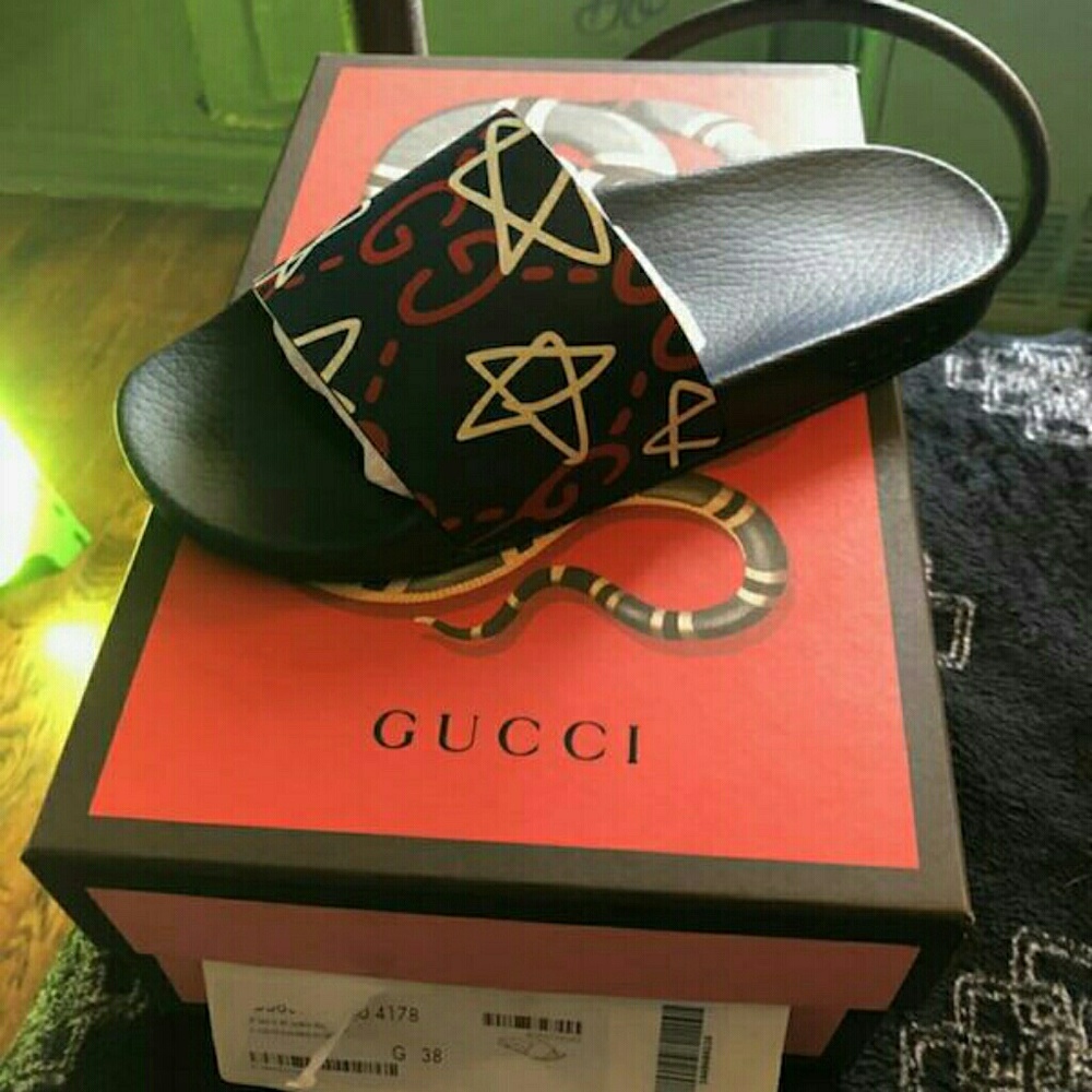 Gucci slip on size 38